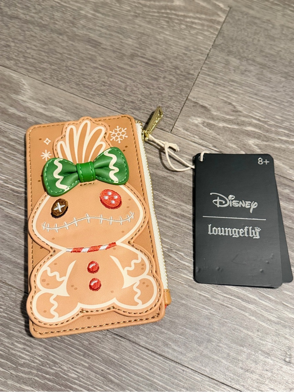 Loungefly Disney Lilo & Stitch Gingerbread Scrump Cardholder